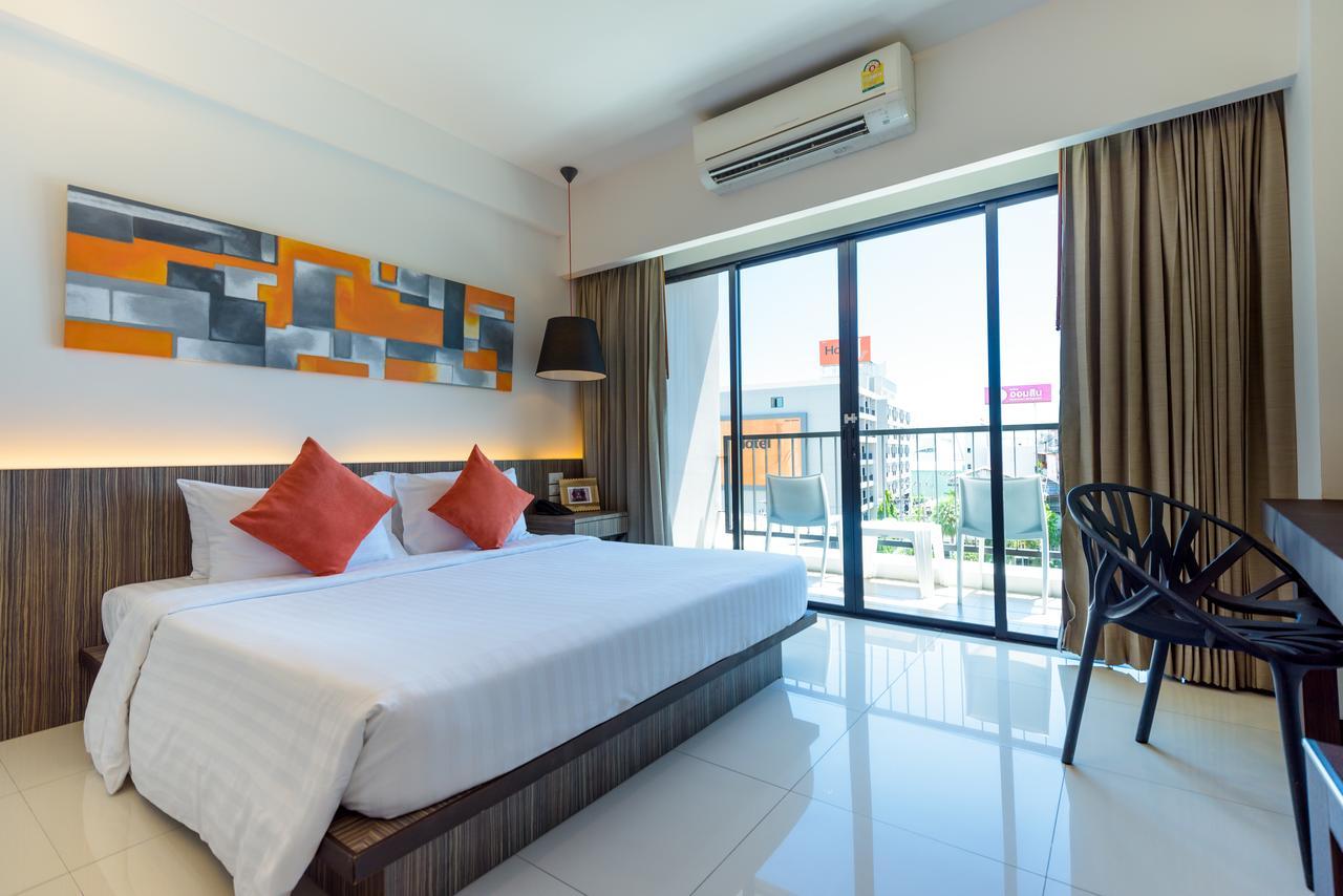 Hotel J Residence Pattaya - Sha Extra Plus Exterior photo